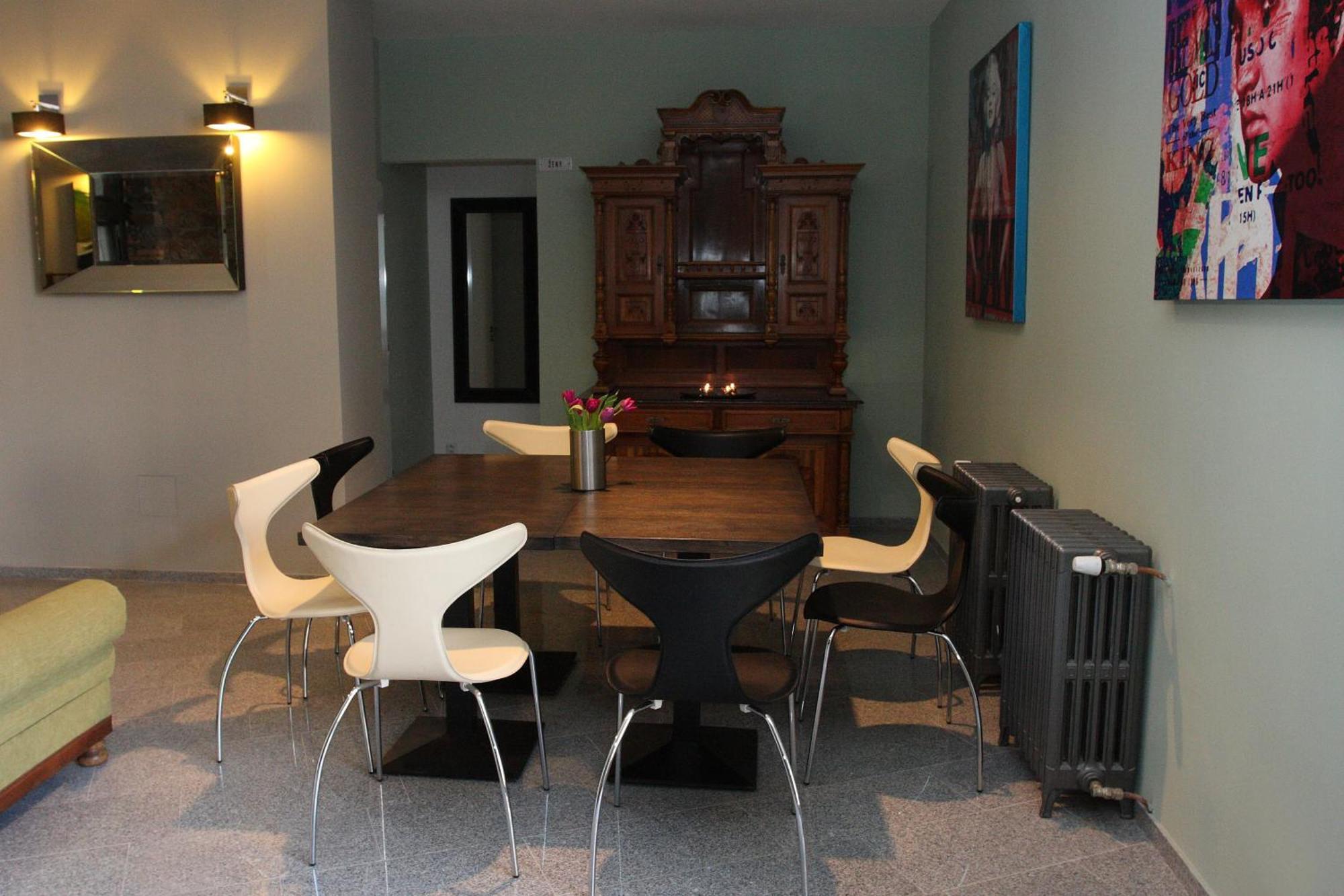 Alt Pension Прага Экстерьер фото