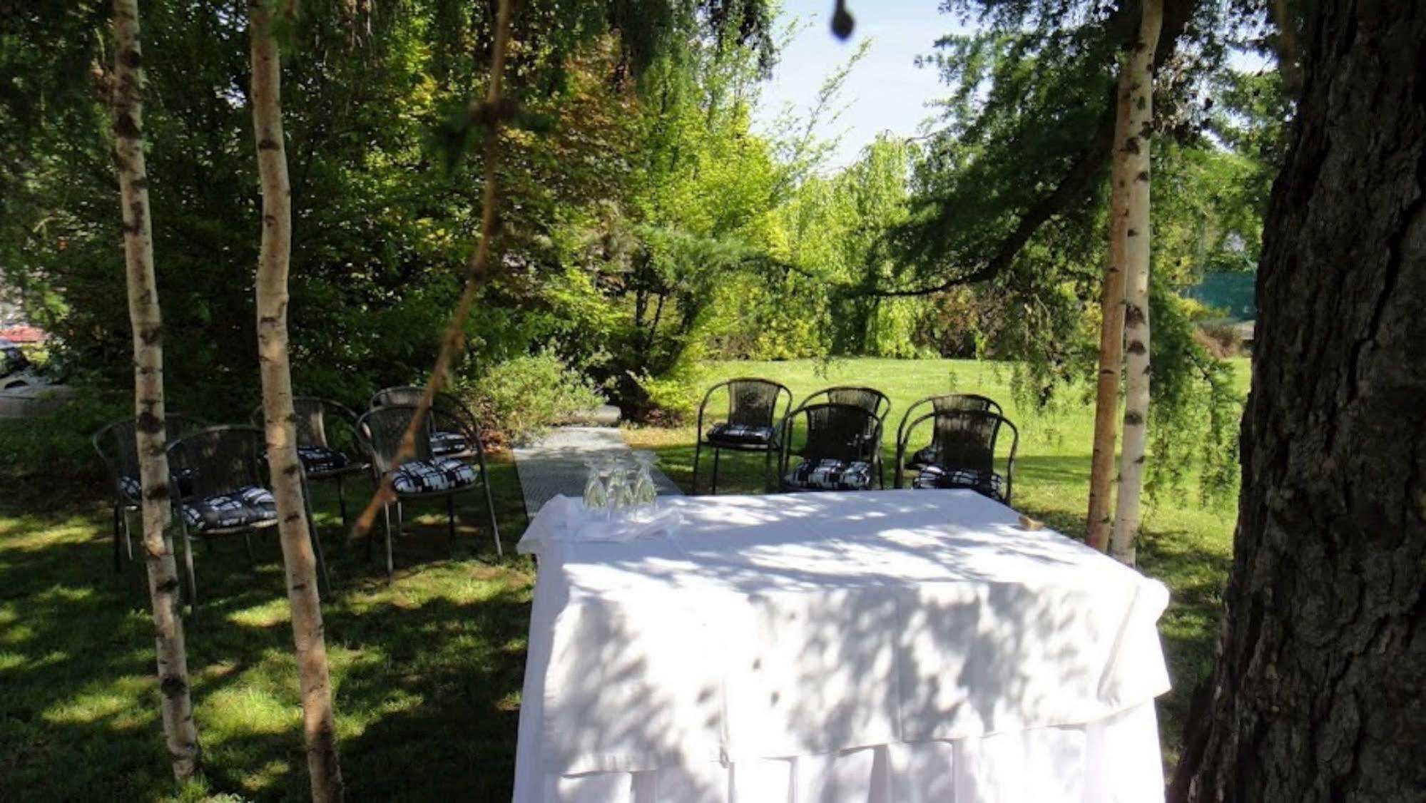 Alt Pension Прага Экстерьер фото