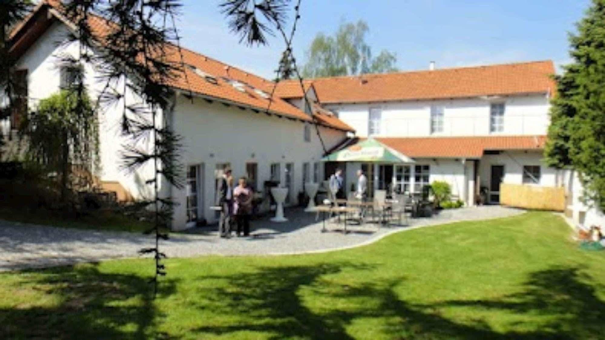Alt Pension Прага Экстерьер фото